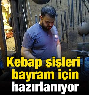 Kebap şişleri bayram i&ccedil;in hazırlanıyor