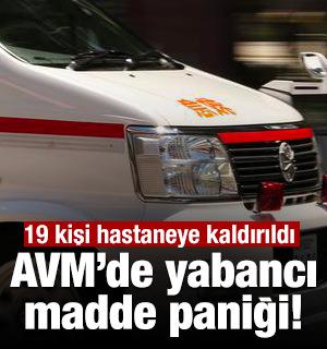 AVM&rsquo;de yabancı madde paniği! 19 kişi hastaneye kaldırıldı