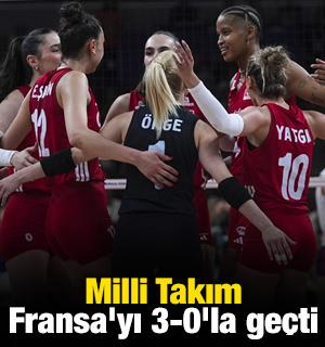 Milli Takım, Fransa'yı 3-0'la ge&ccedil;ti