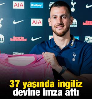 37 yaşında İngiliz devine imza attı