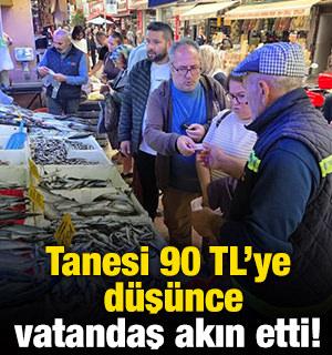 Tanesi 90 TL'ye d&uuml;ş&uuml;nce vatandaş akın etti!