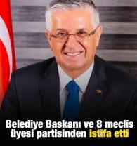 Belediye Başkanı ve 8 meclis &uuml;yesi partisinden istifa etti