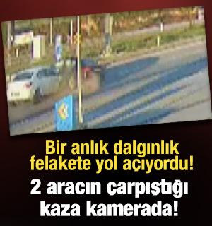 Malatya'da iki otomobilin &ccedil;arpıştığı kaza kamerada: 1'i ağır 6 yaralı